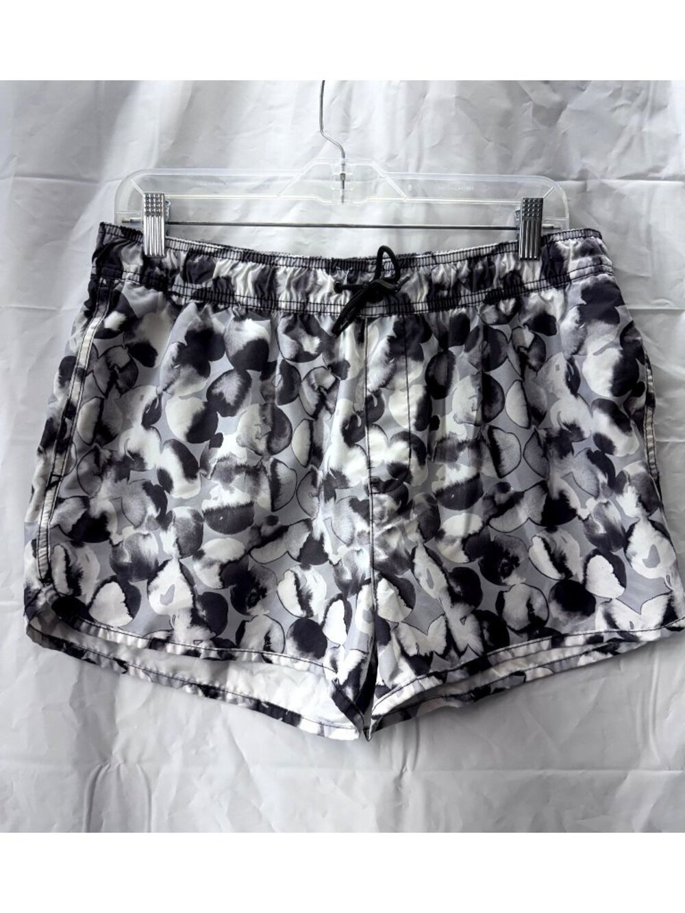 H&M Women's Swim Shorts Medium Gray Black and White w Pockets